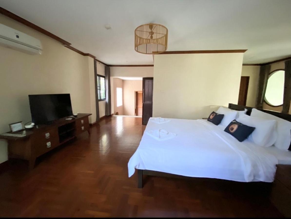 Nt Place Sukhumvit Апартаменты